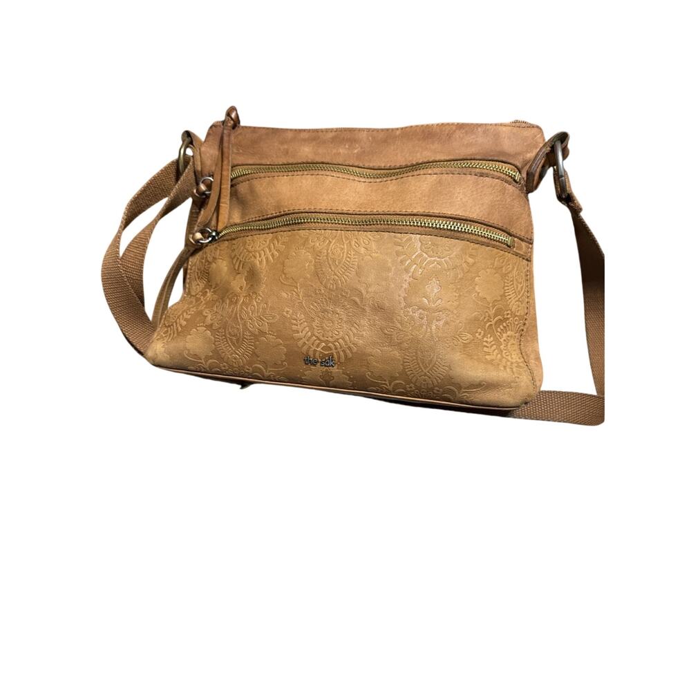 The Sak Embossed Floral Design Boho Brown Leather Crossbody Bag Purse